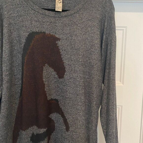 Go Couture Charcoal Chic Digital Horse Crewneck Oversized Tunic Sweater, Large - Picture 3 of 7